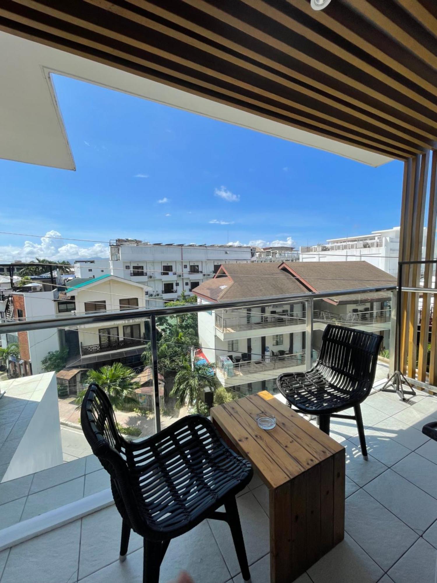 Jony'S Boutique Hotel Balabag  Екстериор снимка
