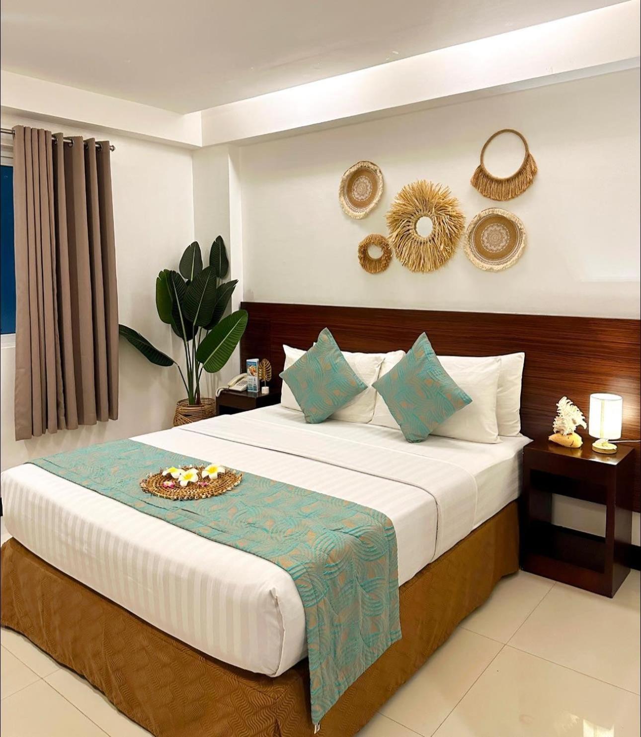 Jony'S Boutique Hotel Balabag  Екстериор снимка