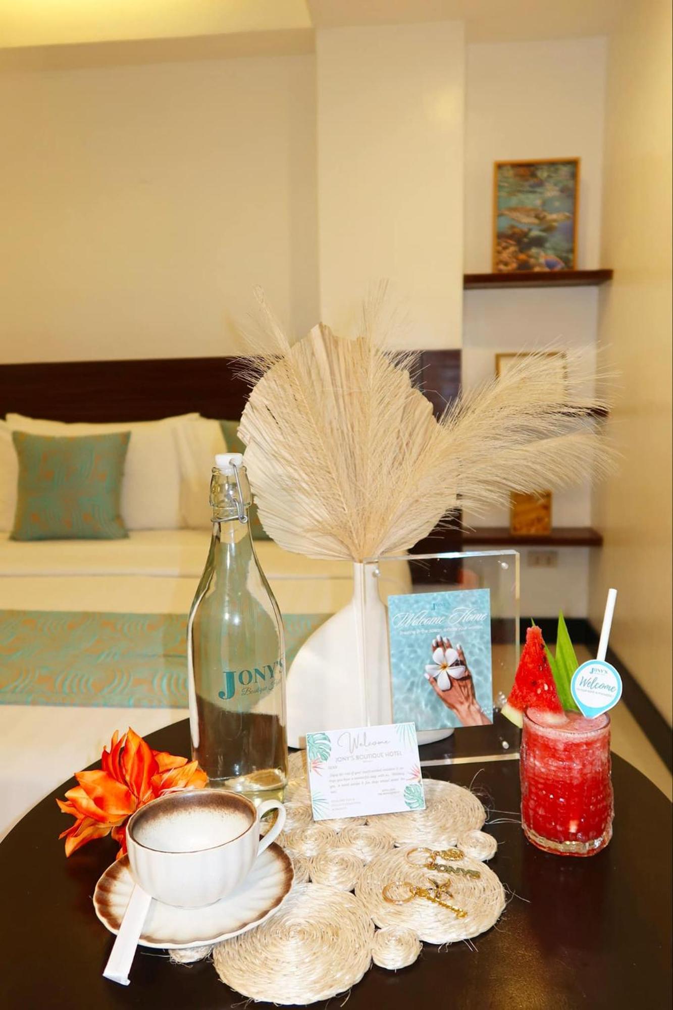 Jony'S Boutique Hotel Balabag  Екстериор снимка