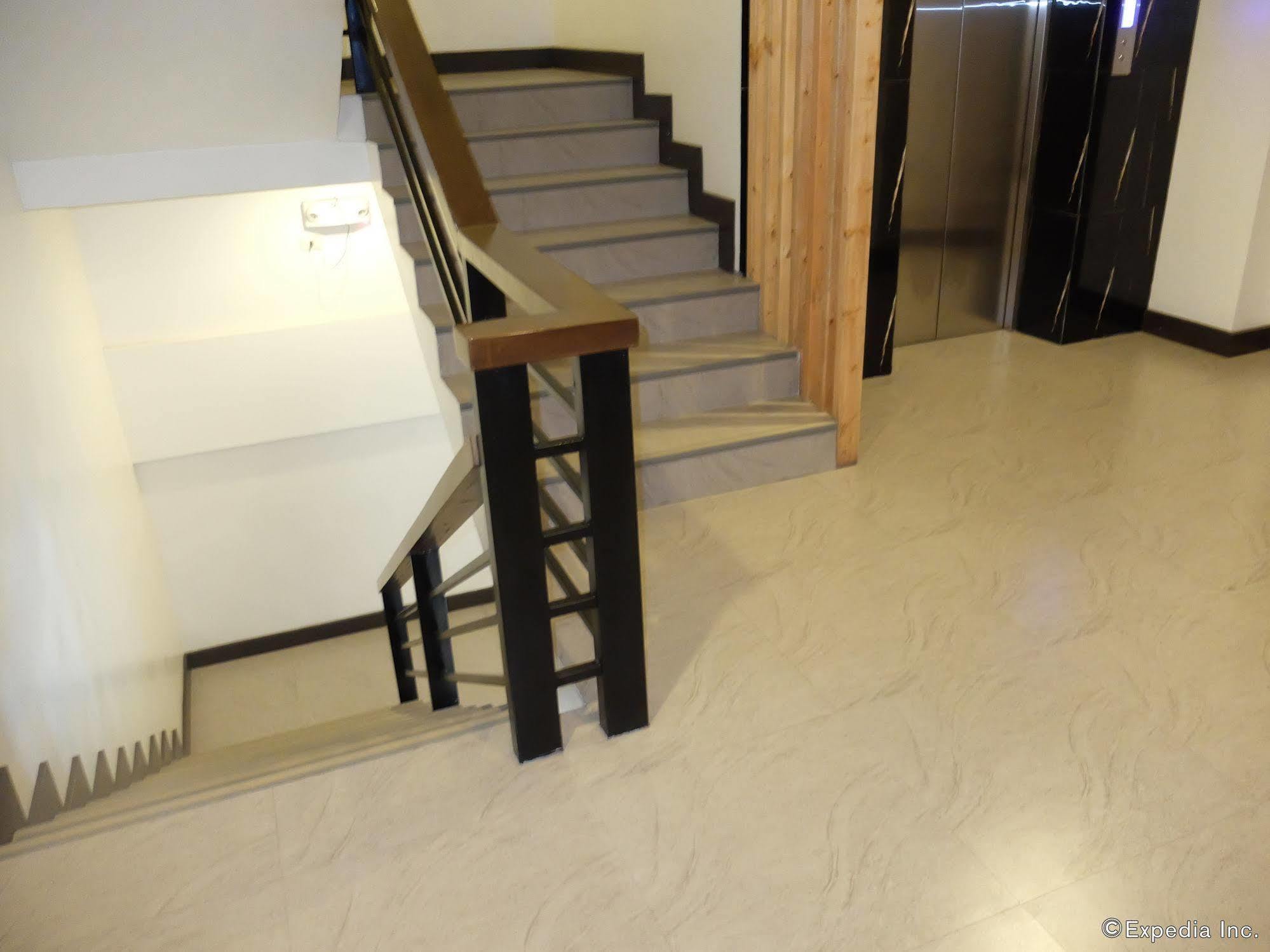Jony'S Boutique Hotel Balabag  Екстериор снимка