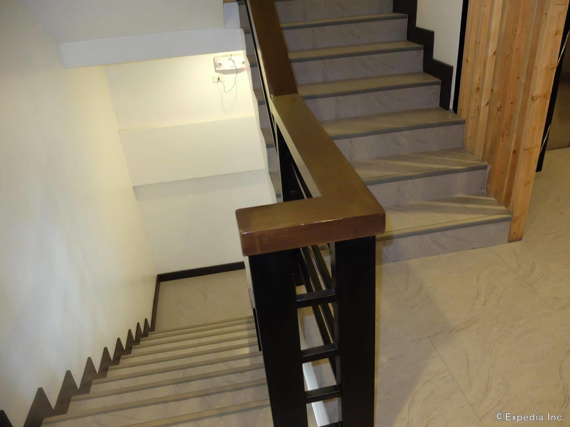 Jony'S Boutique Hotel Balabag  Екстериор снимка
