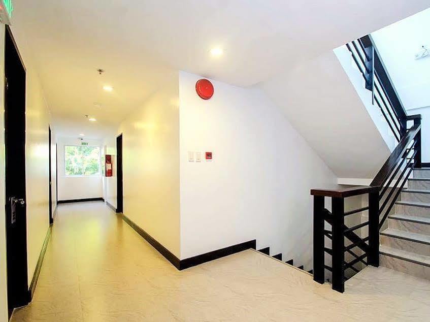 Jony'S Boutique Hotel Balabag  Екстериор снимка